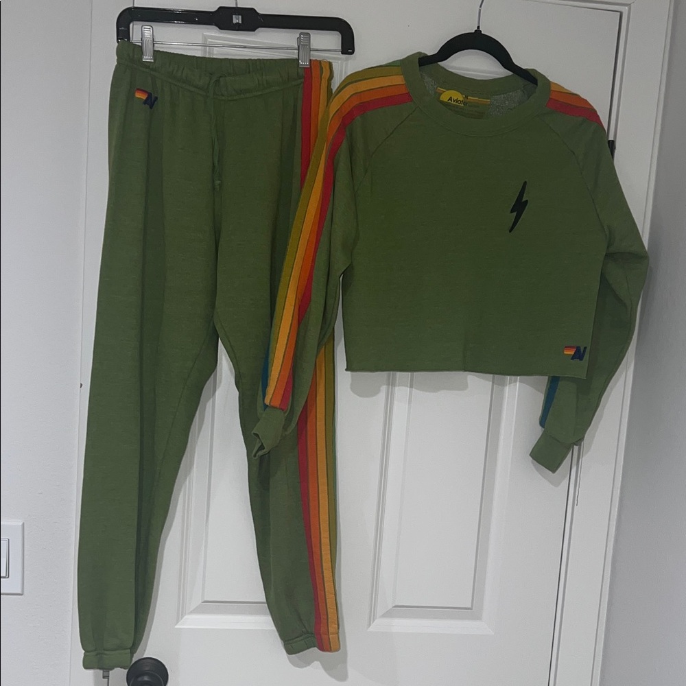 Aviator Nation Green Women’s Crewneck and Sweatpants